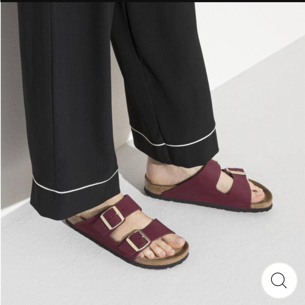 BIRKENSTOCK WOMEN'S ARIZONA MAROON SOFT FOOTBED